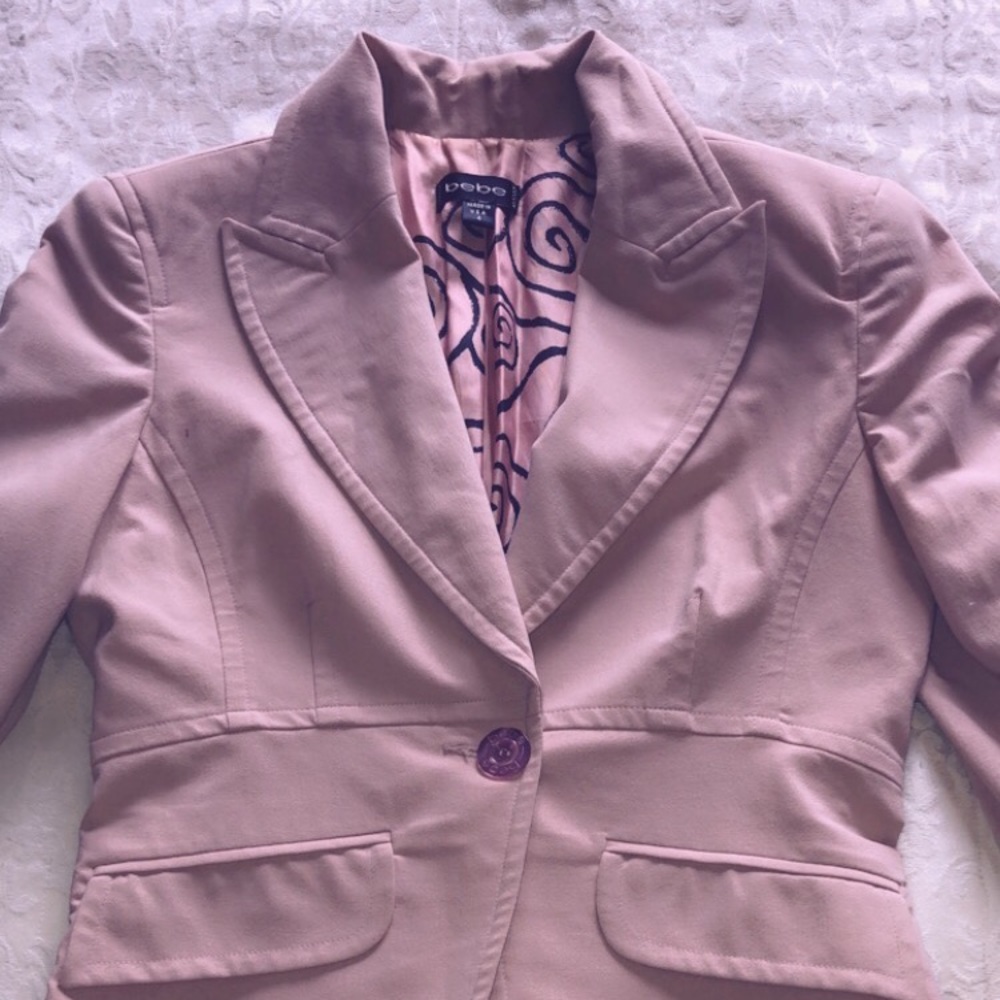 Gorgeous Blush Pink BeBe Blazer 4